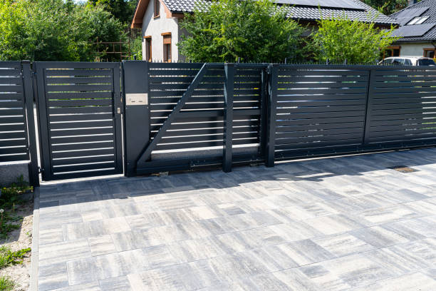 Best Decorative Driveway Pavers  in Edgerton, KS