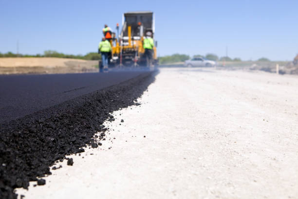 Best Local Driveway Pavers  in Edgerton, KS